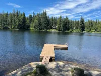 3-bedroom lakefront cabin with WiFi, AC and a private dock.  Bring the family! - 3 tähden