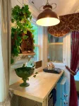 Romantic Tiny House for Two w/ Clawfoot Tub Near Lake Oconee