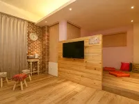 Spring Tree Hotels near Yilan Sancing Temple