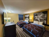 Super 8 by Wyndham Pine Bluff