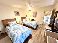 Remodeled Sedona Townhome on Golf Course – Stunning Red Rock Views !!! - Bathtub