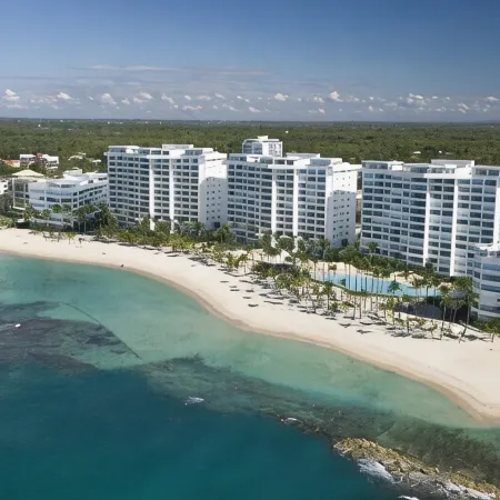 Ocean Front in Marbella Assigned Underground Parking & Fast Internet 150 Mbps