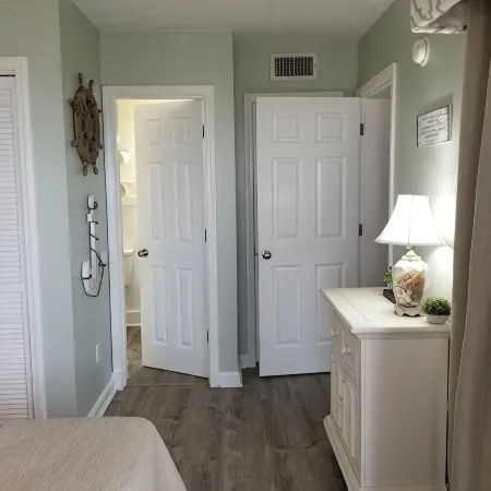 Oceanfront! Boardwalk to the Beach. Complimentary Amenities! Guest Favorite!