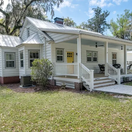 PREMIER Landmark Home Located in Old Town Bluffton