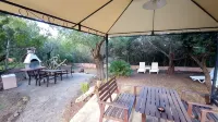 2 bedrooms, 1 living room with kitchen, shower/WC, terraces, Garden, Parking - 2-Star