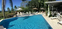 Very Spacious, Private, Open Plan Retreat. Pool And Stunning Views Of West Coast -  Casas de vacaciones