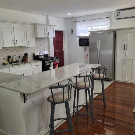 Beautiful home near Cultural Center, National Stadium, Movietown, Gift Land Mall