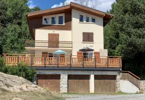 Chalet in Font-Romeu, 1800m altitude, breathtaking views, comfortable for 6 personalize - Chalets