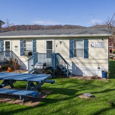 Stay In Ohiopyle near The Falls & GAP trail.