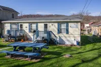 Stay In Ohiopyle near The Falls & GAP trail.