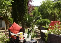 Spacious villa in theAude close to the sea, mountains, history and vineyards!