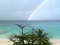 On Dover Beach, close to golf, surfing and much more. Discounts available