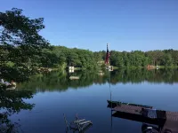 Two Lake Cabins and Five Bedrooms with Wifi Kayak, Swim and Fish