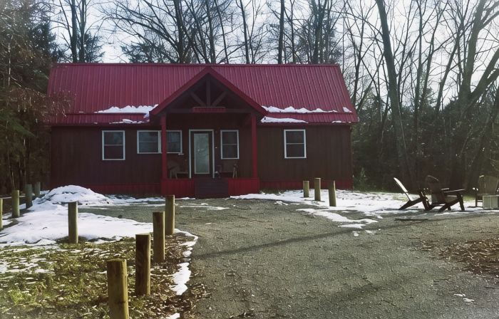 Hunter Lodge (Secluded in Amish Country and peaceful)