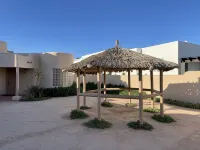 80 steps from the beach with beautiful views, Canto De Los Pajaros Beach House