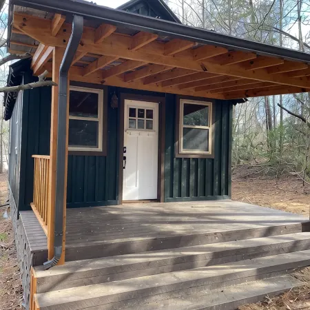 Cabernet Cabin near JVD vineyard