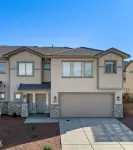 Spacious 5 Bedrooms 6 Bathrooms Near Zion Private Pool & Extra Large Hot Tub - Balcony