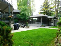 Cozy Bigfork Condo Hotels in Bigfork