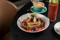 Rydges Canberra - فطور