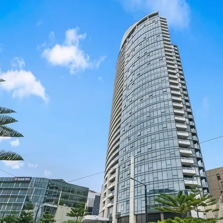 A 2BR Apt with Amazing Harbor Views, FREE Parking
