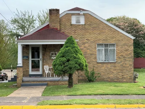 The Kitchie Kottage/ House