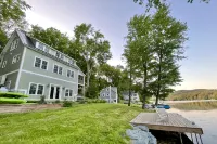 New! Beautiful Lakefront Home near Burlington, VT - balcony