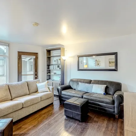 Charming private apartment in manito/sacred heart neighborhood.