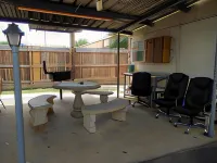 Executive Inn Pearsall