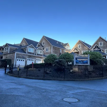Ocean Front View in a Gated Community: Newly Updated/Added Bedroom