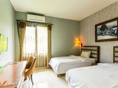 The Summit Siliwangi Hotel