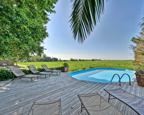 La Maison de Campagne , in Provence Gîte with swimming pool and bicycles Hotels in Beaucaire