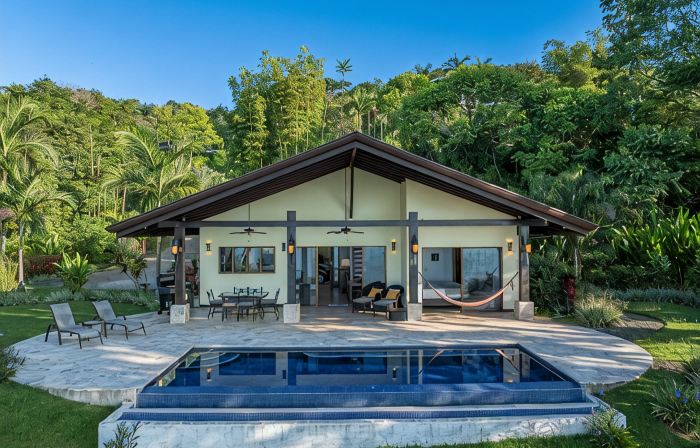 Incredible Ocean Views, Private Pool, Fully Equipped Villa in a Gated Community