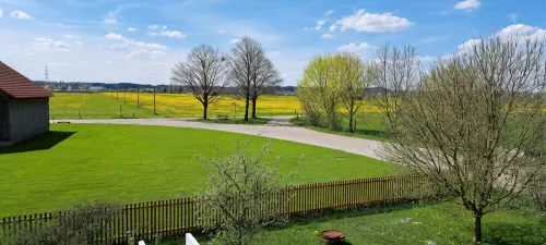 On the Allgäu Cycle Path, Quiet Apartment, with Bicycle Garage - 3-Star