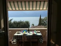 PANORAMIC APARTMENT SITUATED IN THE TOWN CENTER WITH LAKE VIEW - Homestays