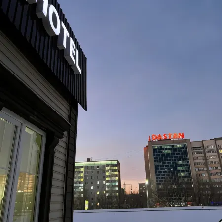 Hotel Nomad (Номад)