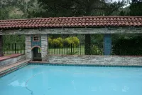 Three bedroom/three bath resort style home with saltwater pool and spa - Swimmingpools