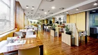 Hotel Vista - Breakfast