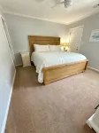 Middle of the Row Duplex, Quiet, and Cozy, 3 bed/2 bath - 3-Star