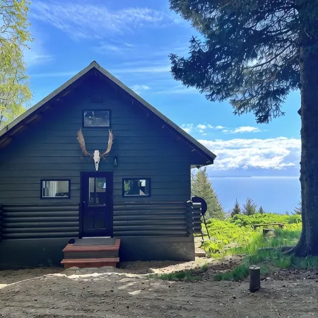 Cozy home with a view, newly remodeled.