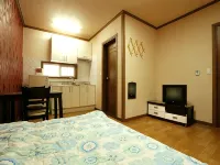 Jecheon Mountain, Vally and Me Pension - مبيت وإفطار