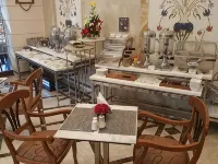 Residency Hotel Fort Hotels near RBI