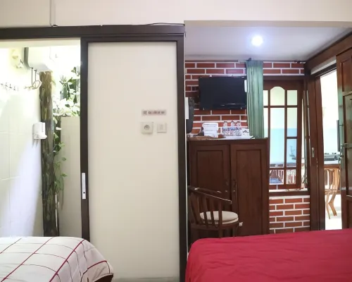 The Homey Rooms and Tours Hotels in Sewon