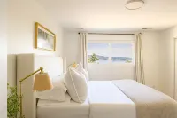 Cozy Curated Poulsbo Waterview Haven