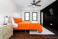 Family sized cozy Atlanta retreat with firepit 5 bedrooms 2 bathrooms
