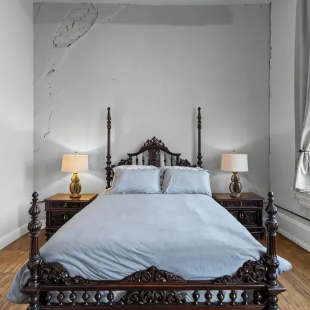 Luxury Downtown Apartment• Walk Everywhere • Fast WiFi • Sleeps 8 Hoteles en Condado de Delaware