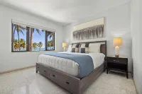 Ocean Front Villa Bonita- Luxury in the Caribbean
