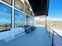 Bear Lake getaway for the whole family! Sleeps 32! Beach access included!!
