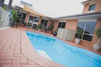 Charleville Motel - Pools