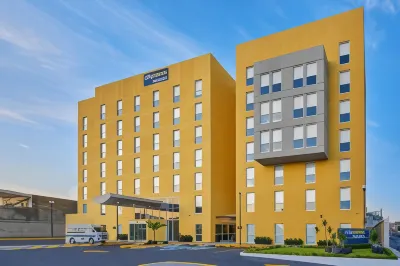 City Express by Marriott Tepic Ξενοδοχεία στην πόλη 
