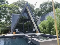 My Cabin by One Selah - Evcil Hayvan Kabul Edilen Alan